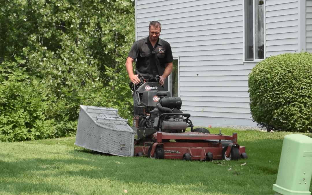 What’s the best way to use a grass catcher for commercial lawn mowing?