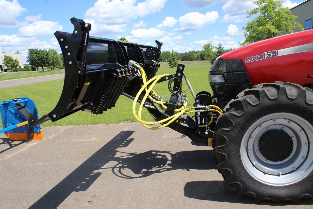 Under-Hitch 1200 with 3 Point Pivot Frame Attachment