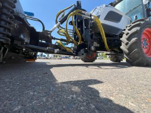 Under-Hitch 8000LD tractor undercarriage connected to direct hitch pivot frame